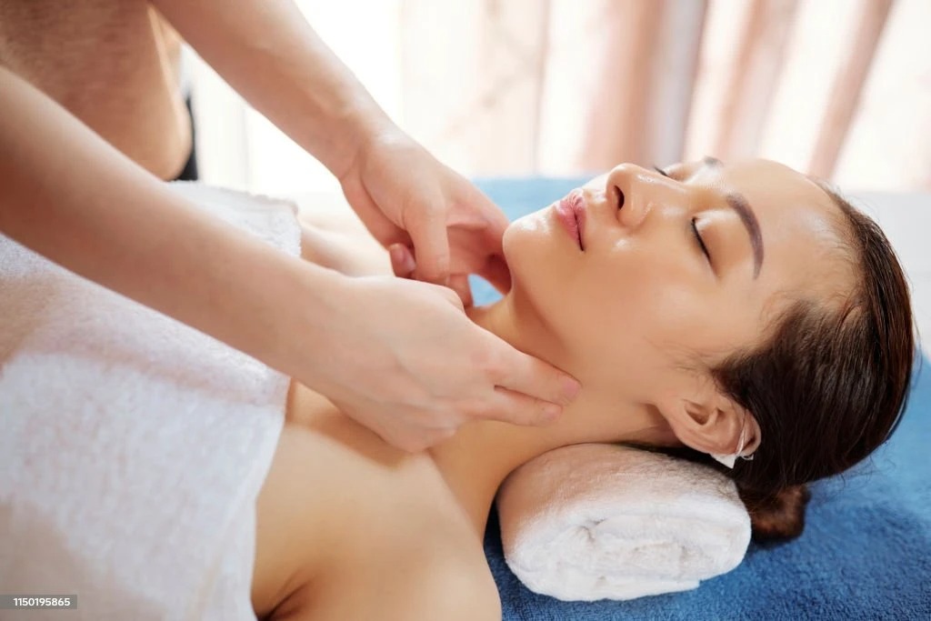 Benefits of Head and Neck Massage